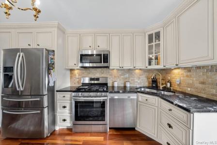 20 Ashford Place, Yonkers, New York 10701, États-Unis