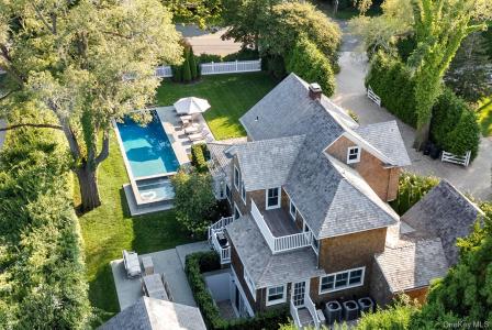 44 Buell Lane, East Hampton, New York 11937