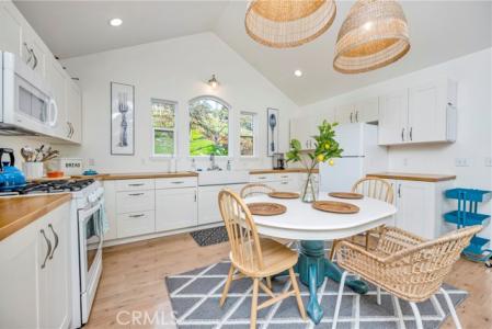 Stinson Road, Hidden Valley Lake, Калифорния 95467, Соединенные Штаты