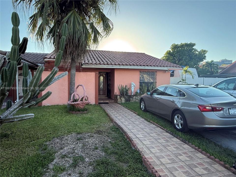 910 SW 104th Ave 2-6B, Miami, Floride 33174, États-Unis