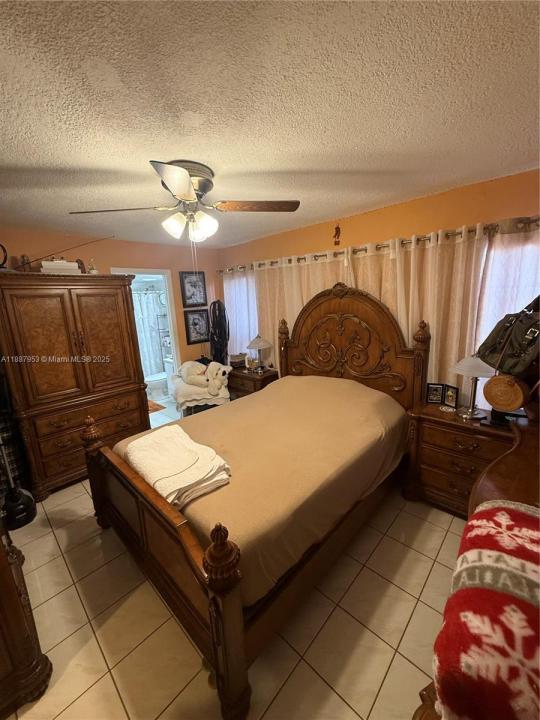 910 SW 104th Ave 2-6B, Miami, Floride 33174, États-Unis