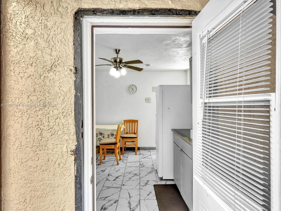520 NW 49th St, Miami, Florida 33127