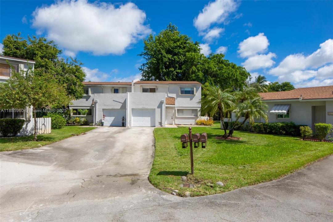 8662 Bridle Path Ct 115A, Davie, 佛罗里达州 33328, 美国