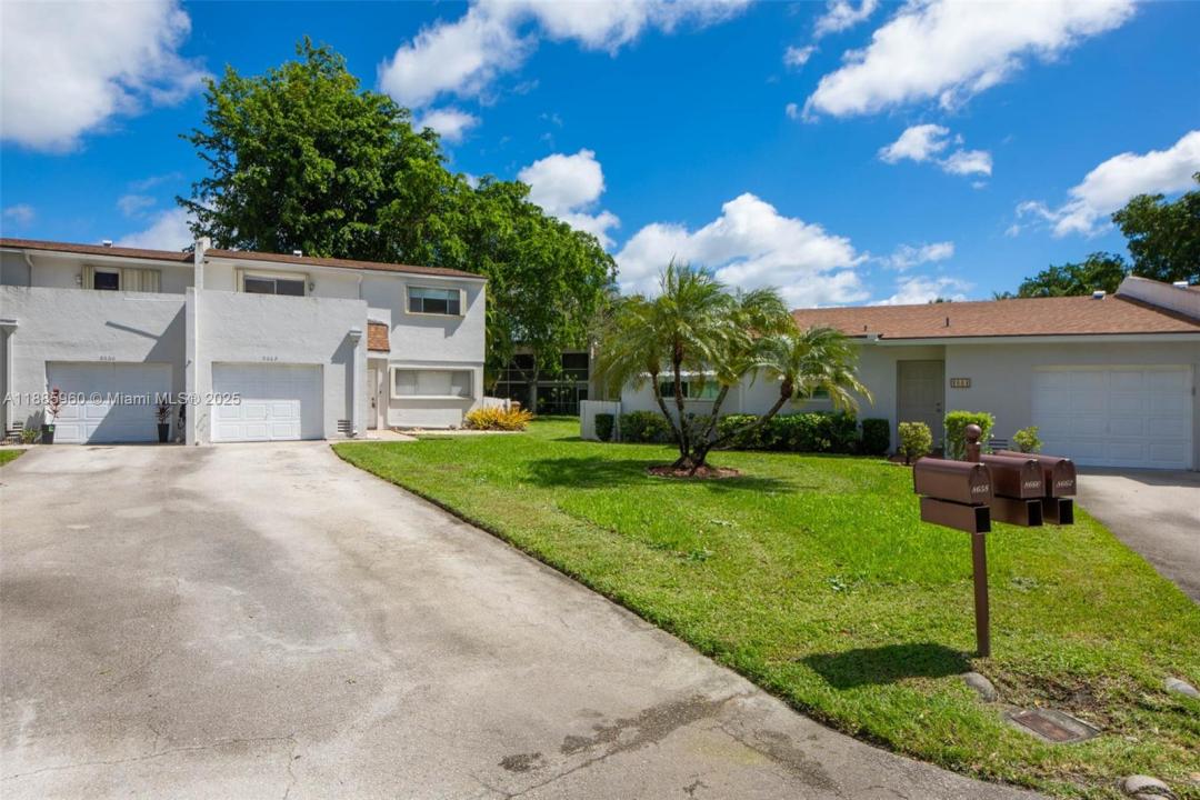 8662 Bridle Path Ct 115A, Davie, 佛罗里达州 33328, 美国