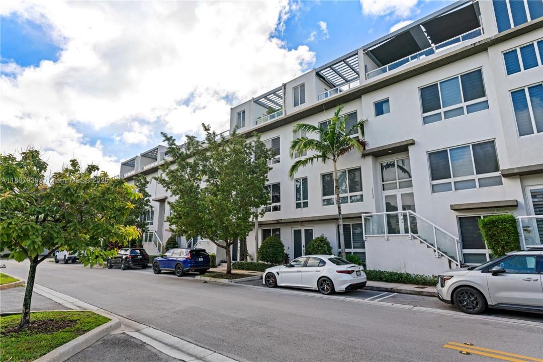 10354 NW 64th St, Doral, フロリダ 33178, アメリカ合衆国