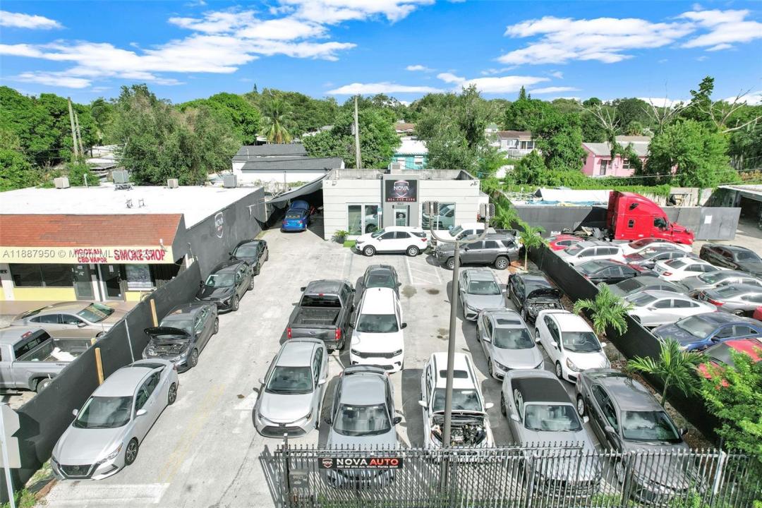 9621 NW 27th Ave, Miami, Florida 33147, USA