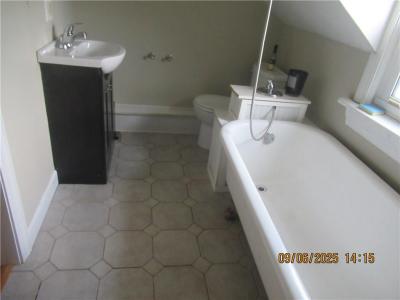 64 Fairfield Avenue, Woonsocket, Rhode Island 02895, USA