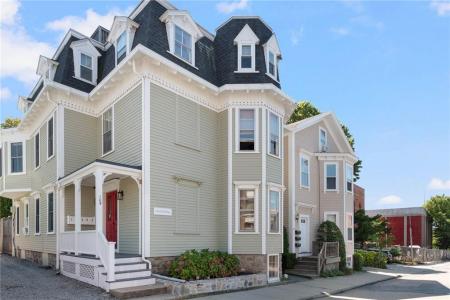 109 Church Street 3, Newport, Rhode Island 02840, États-Unis