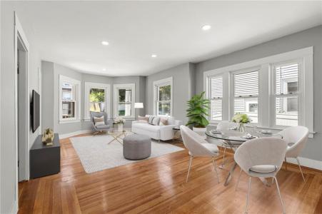 26 Mayflower Street, East Providence, RI 02914, USA