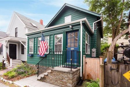 12 Maitland Court, Newport, RI 02840, USA