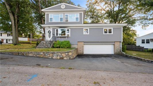 25 Mills Drive, Johnston, RI 02919, USA