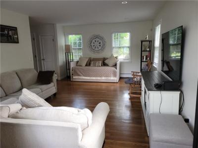 11 West Blue Ridge Road, Cranston, Rhode Island 02920, USA