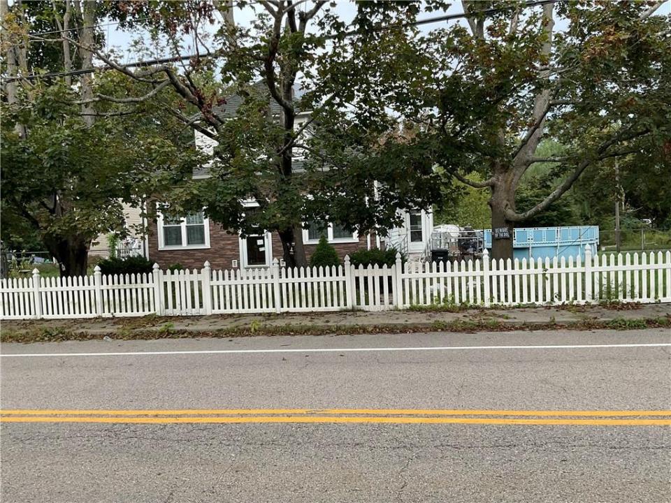 105 READ Street, Coventry, Rhode Island 02816