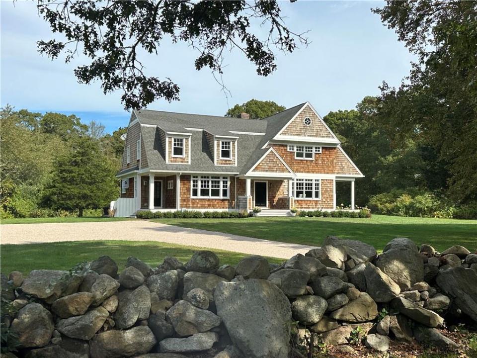 229 Saugatucket Road, South Kingstown, Rhode Island 02879