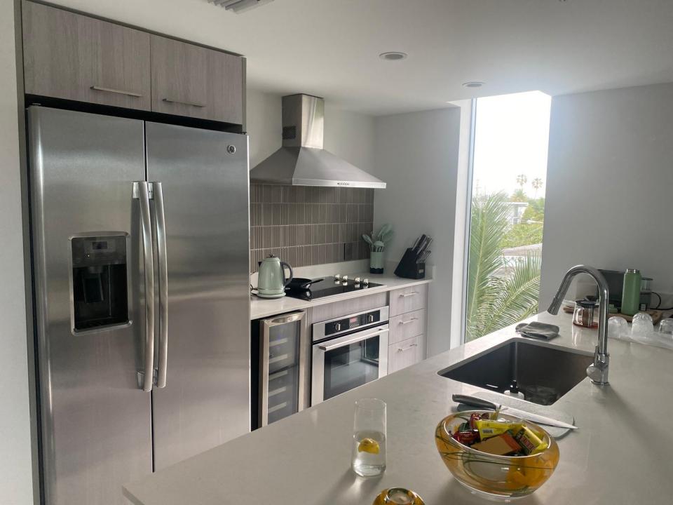 1133 102nd Street 403, Bay Harbor Islands, Florida 33154, Estados Unidos
