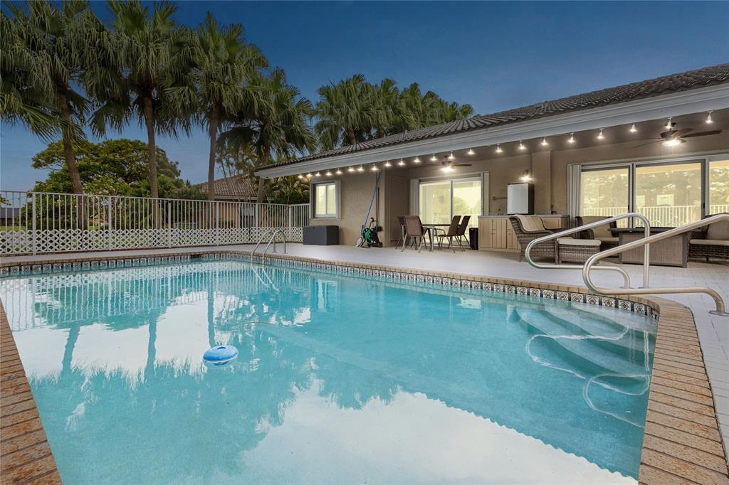 7626 NW 87th Ave, Tamarac, 佛罗里达州 33321, 美国