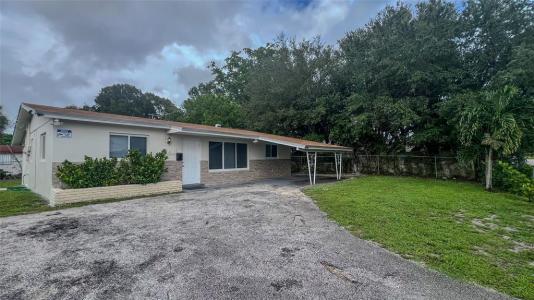 3141 NW 14th St, Lauderhill, Florida 33311