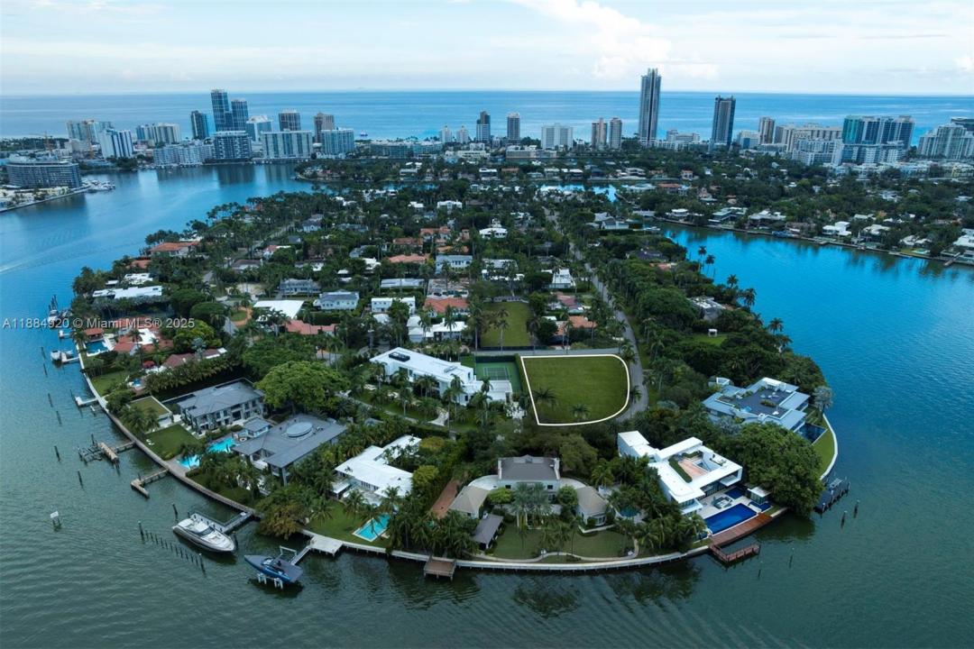 31 La Gorce Cir, Miami Beach, פלורידה 33141, ארצות הברית של אמריקה 