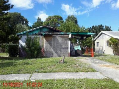 409 NW 2nd Way, Deerfield Beach, Florida 33441