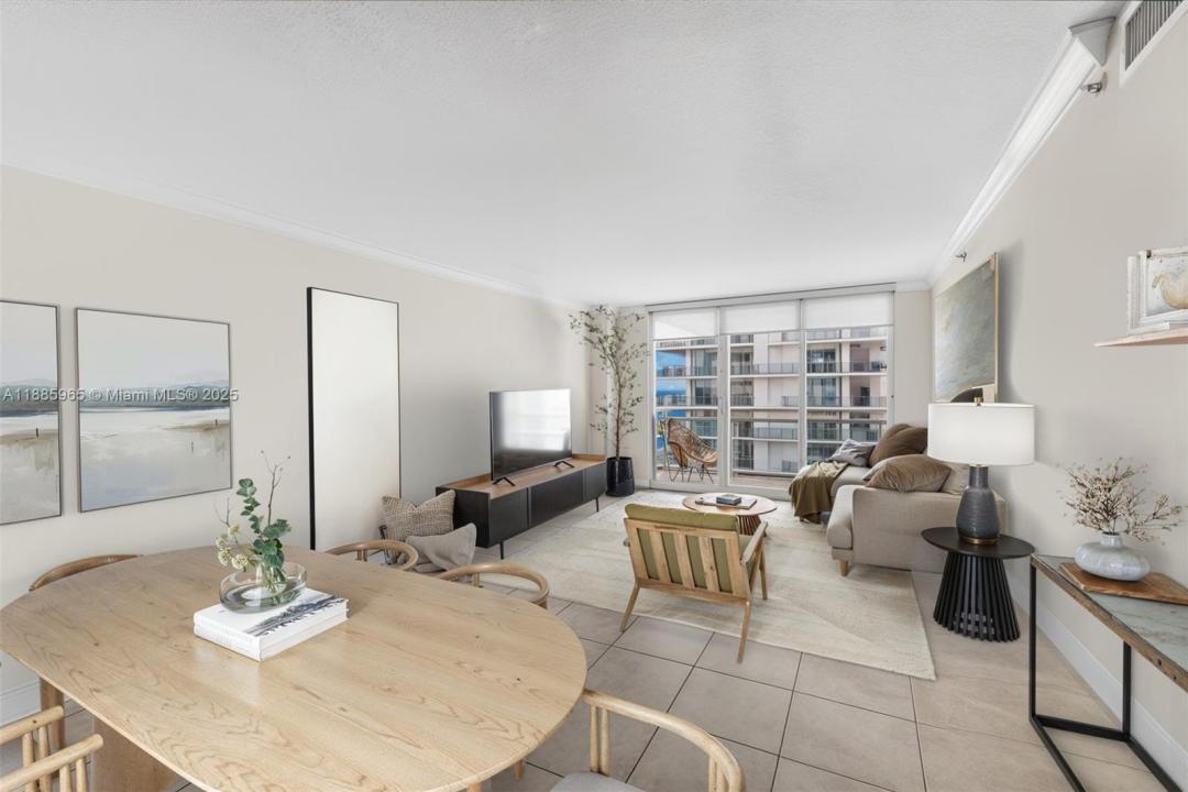 6917 Collins Ave 1505, Miami Beach, Floride 33141, États-Unis