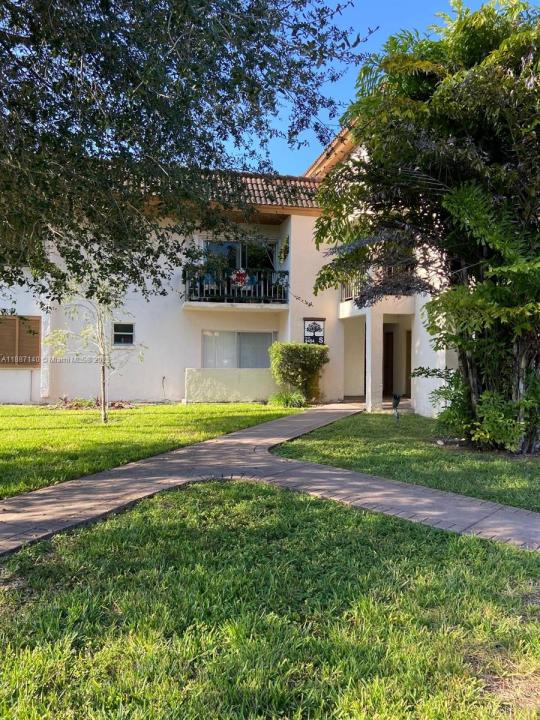 9454 SW 77th Ave S4, Miami, Florida 33156