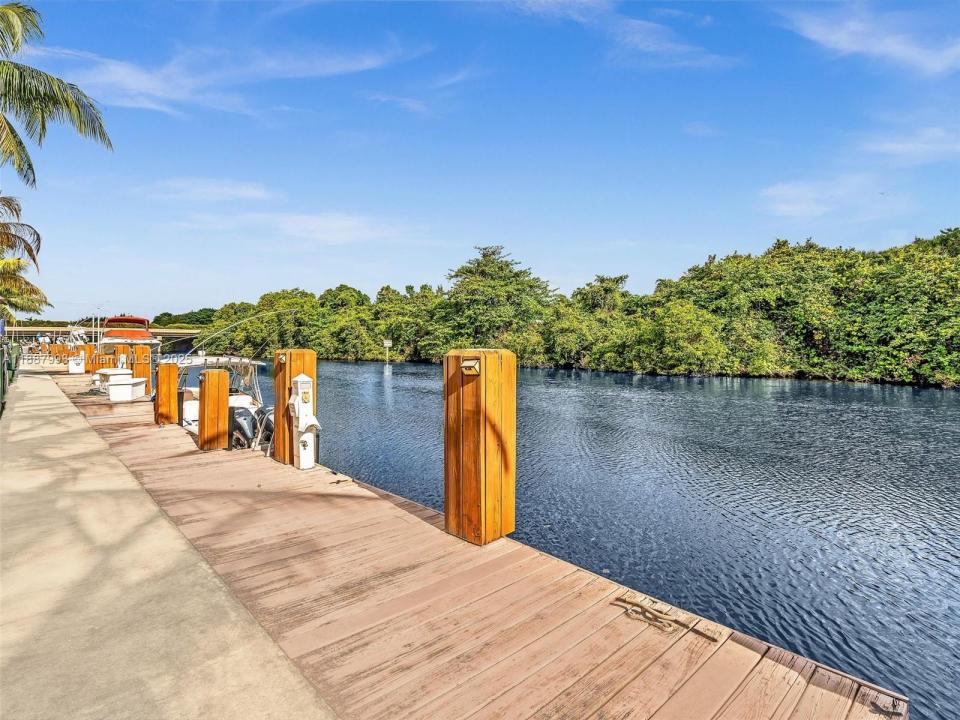 2901 Hidden Harbour St, Dania Beach, Flórida 33312, Estados Unidos