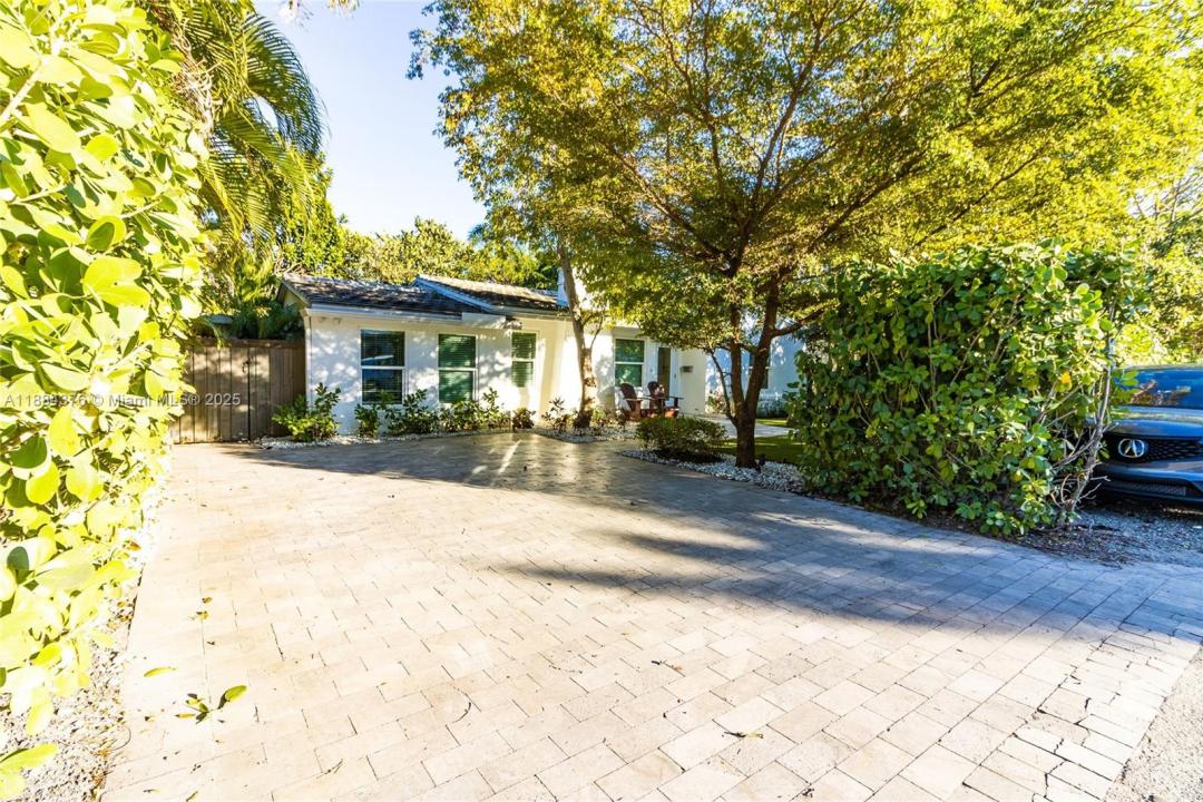 744 NE 16th Ave, Fort Lauderdale, Florida 33304