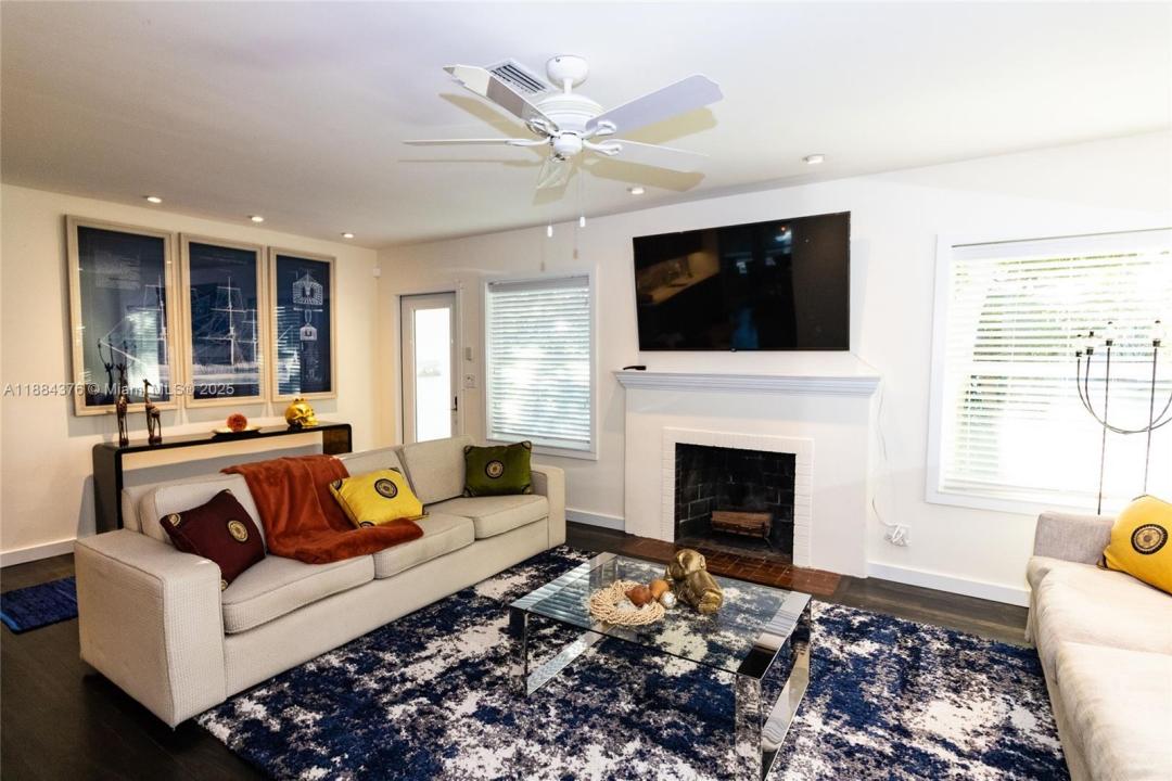744 NE 16th Ave, Fort Lauderdale, Florida 33304