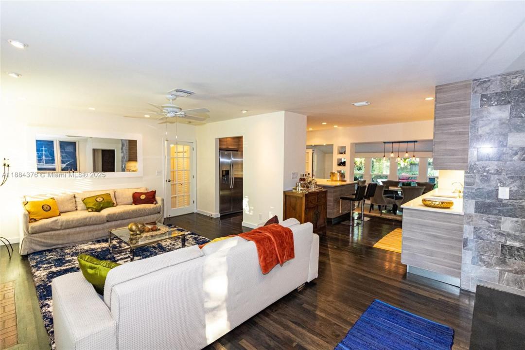 744 NE 16th Ave, Fort Lauderdale, Florida 33304