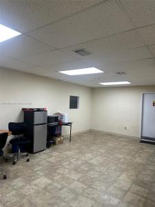 85 Ave NW 68 St, Miami, Florida 33166, USA