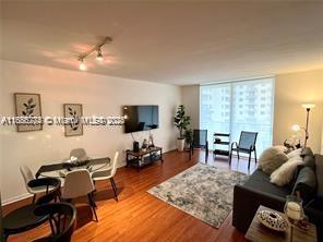 2775 NE 187th St 319, Aventura, Florida 33180, Estados Unidos