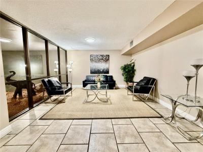2761 S Taft St 201, Hollywood, Florida 33020, USA