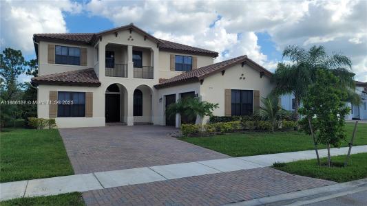 5330 Chesterfield Dr 5330, Ave Maria, Florida 34142