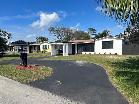 6813 SW 10th Ct, Pembroke Pines, Floride 33023, États-Unis