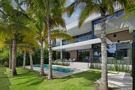 13225 Arch Creek Terr, North Miami, Florida 33181, Stati Uniti