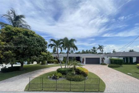 2740 NE 6th St, Pompano Beach, Florida 33062, USA