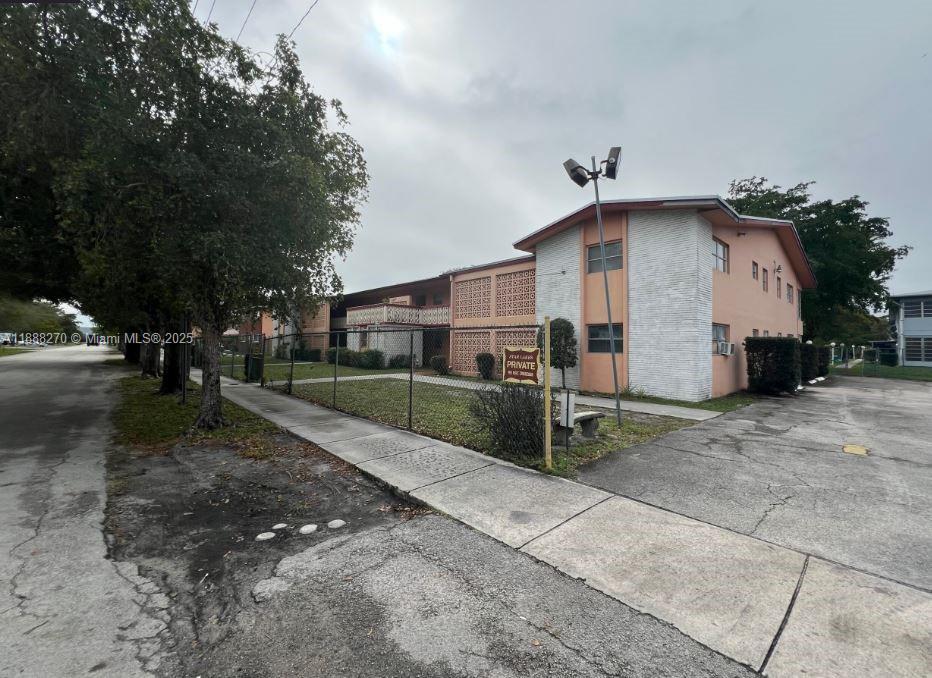 19080 NE 3rd Ct 312, Miami, Florida 33179, Stati Uniti