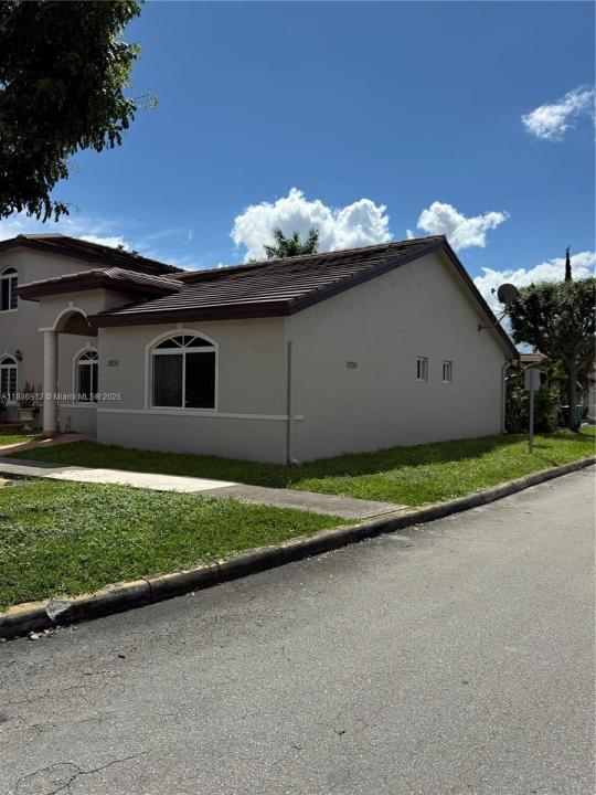18754 NW 84th Psge 1806, Hialeah, 플로리다 33015, 미국