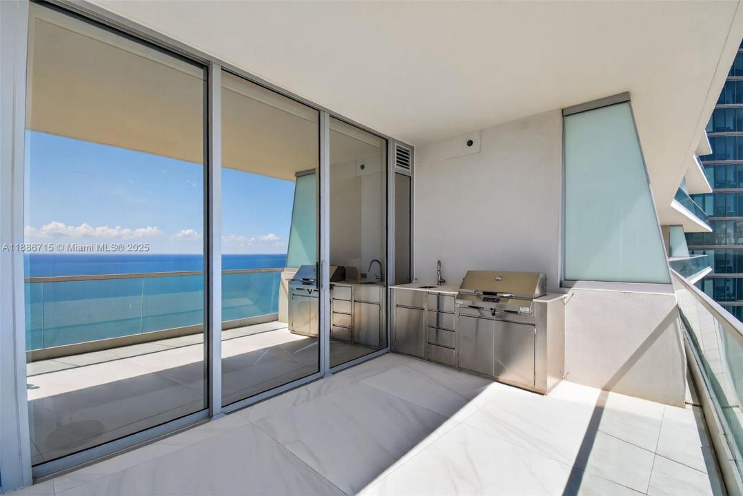 18501 Collins Ave 2504, Sunny Isles Beach, Flórida 33160, Estados Unidos