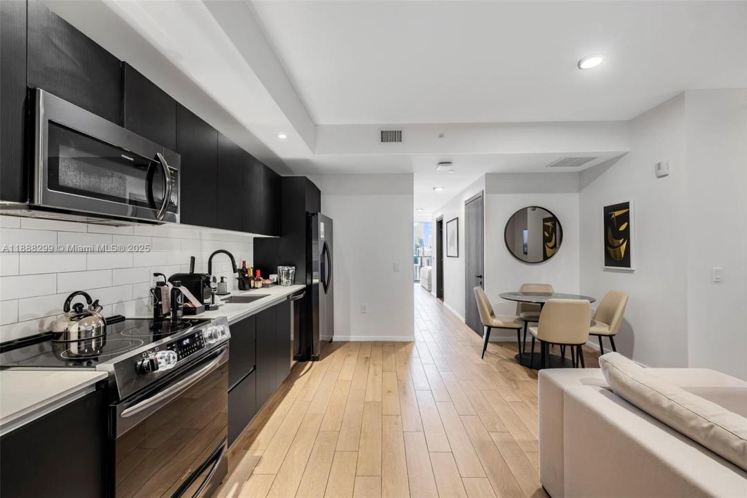 398 NE 5th St 3415, Miami, Florida 33132, Estados Unidos