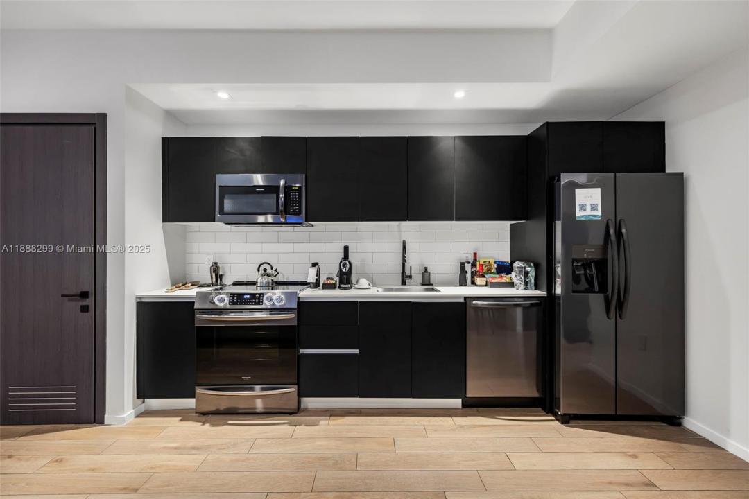 398 NE 5th St 3415, Miami, Florida 33132, Estados Unidos