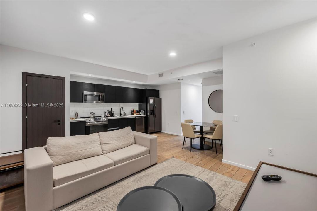 398 NE 5th St 3415, Miami, Florida 33132, Estados Unidos