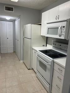 10521 SW 158th Ct 102, Miami, Florida 33196, USA