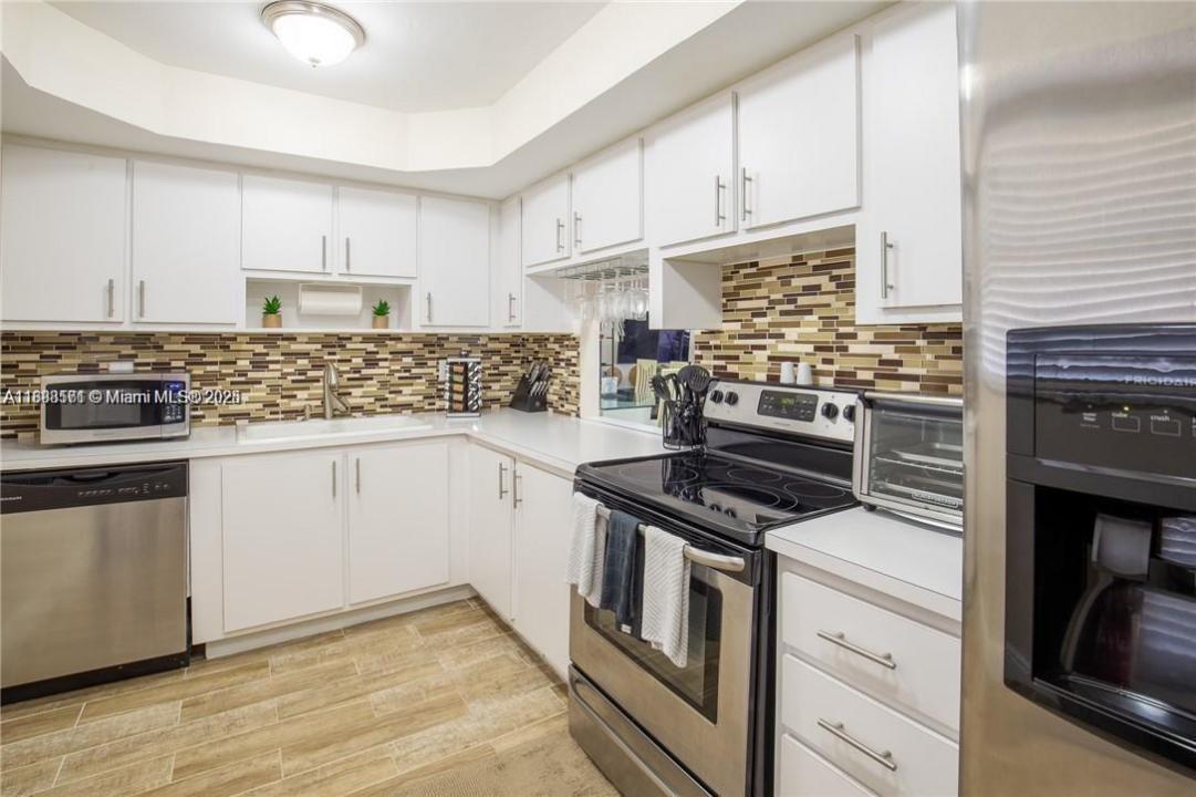 7100 Nova Dr 104A, Davie, Floride 33317, États-Unis