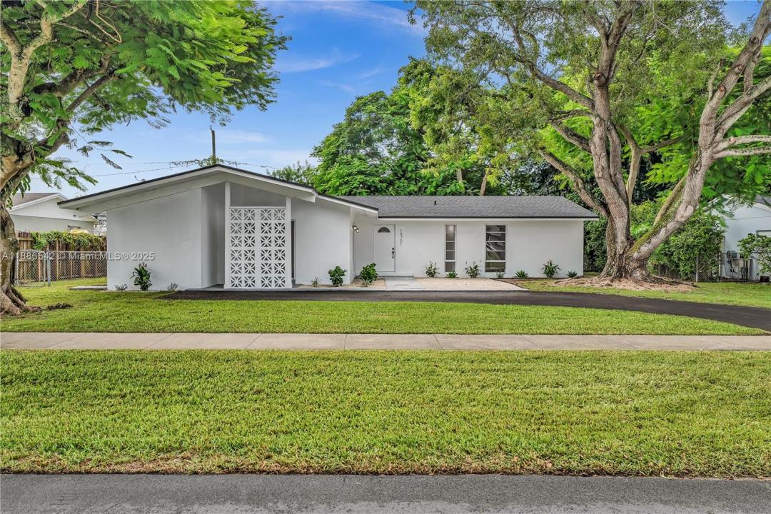 19701 Belmont Dr, Cutler Bay, Флорида 33157, Соединенные Штаты