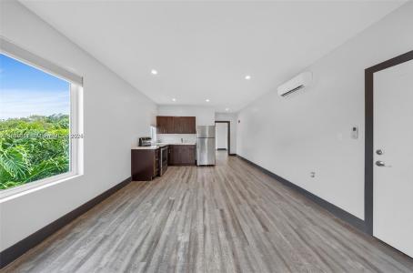 1020 SW 23rd Ave 5, Miami, Florida 33135, USA