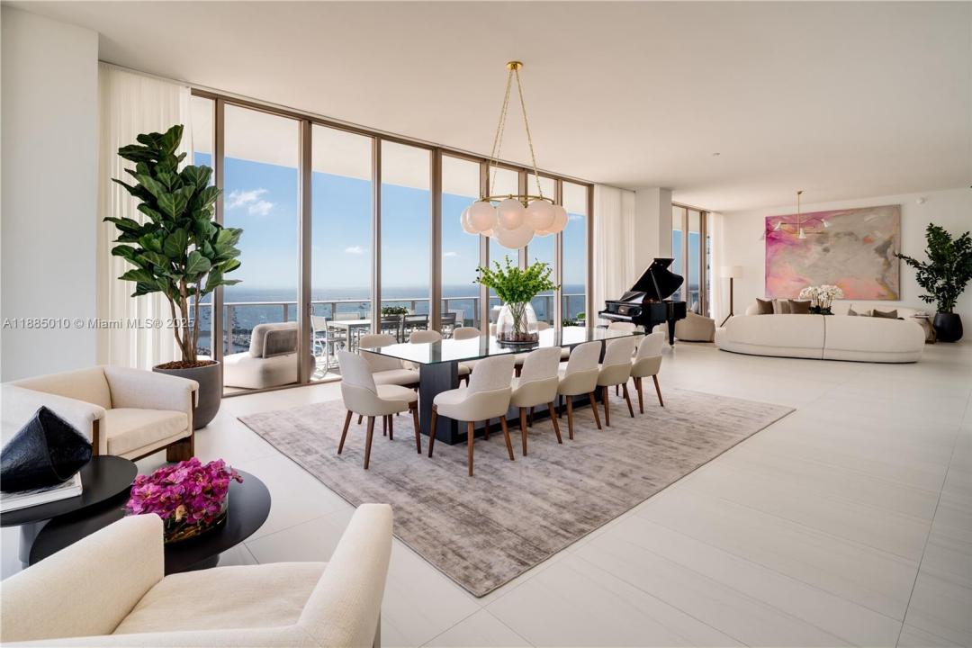 2655 S Bayshore Drive LPH, Coconut Grove, Florida 33133, USA