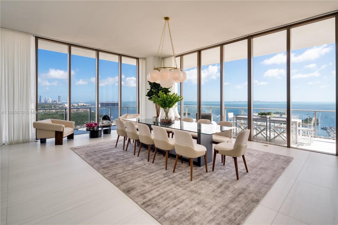 2655 S Bayshore Drive LPH, Coconut Grove, Florida 33133, USA