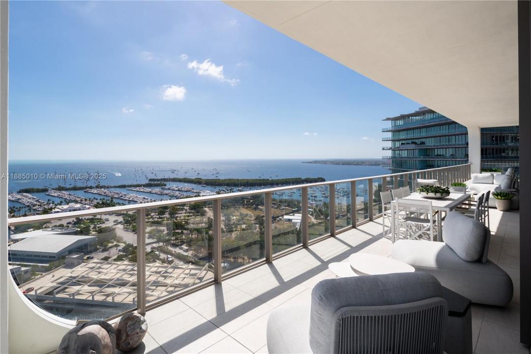 2655 S Bayshore Drive LPH, Coconut Grove, Florida 33133, USA