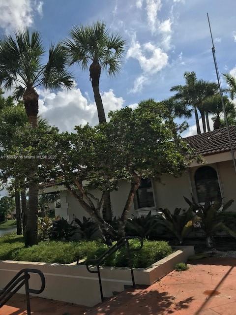 18216 Mediterranean Blvd 1-19, Hialeah, Florida 33015